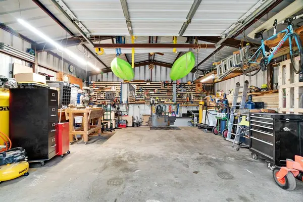 2735 Meadow Lane, Reno, TX 75462