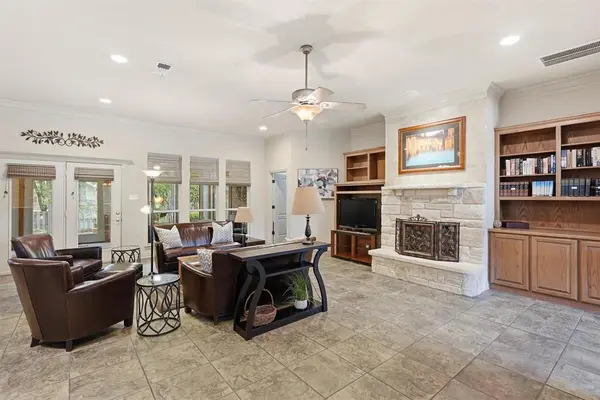 4104 Mojave Drive, Granbury, TX 76049