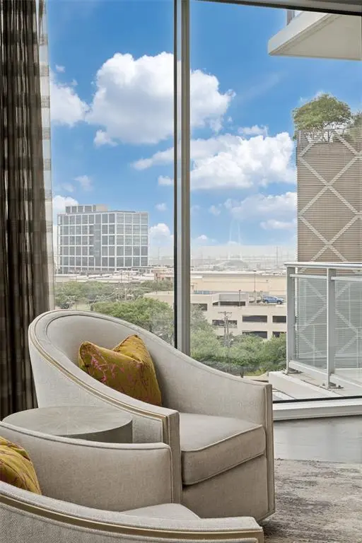 2900 Mckinnon Street #601, Dallas, TX 75201