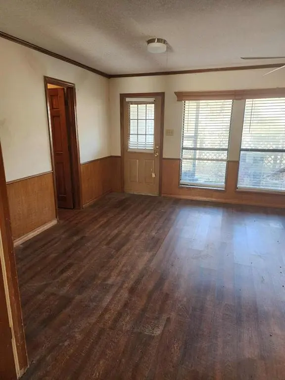 1316 Edna Street, Commerce, TX 75428