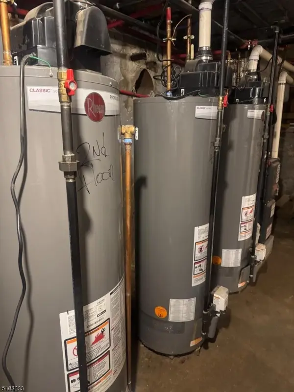 232 Ivy Ct, City Of Orange Twp., NJ 07050