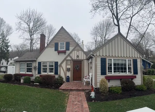 11 Oak Pkwy, Sparta Twp., NJ 07871