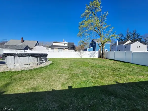 116 Riverdale Rd, Pompton Lakes Boro, NJ 07442