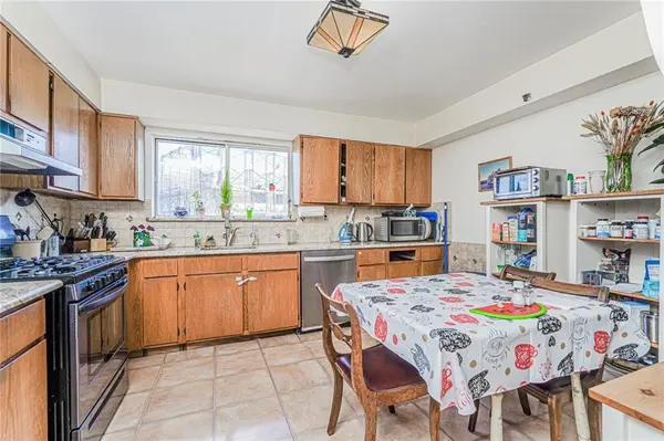 47 Tappen CT, Staten  Island, NY 10304