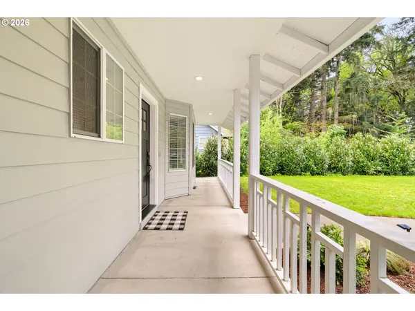 6590 SW LOMBARD AVE, Beaverton, OR 97008