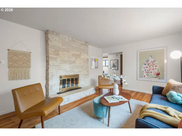 8516 SE MILL ST, Portland, OR 97216