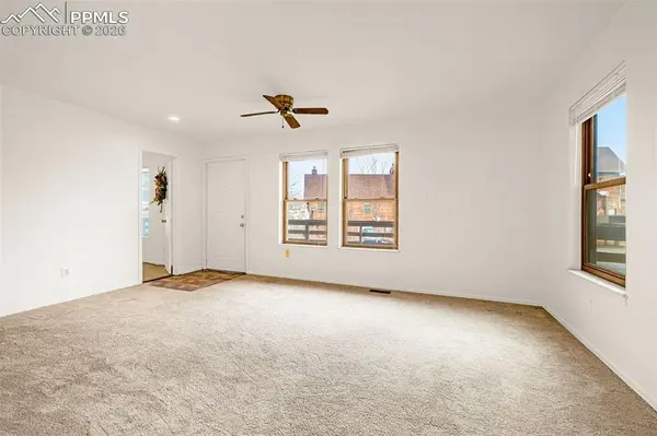 2386 Stepping Stones WAY, Colorado Springs, CO 80904