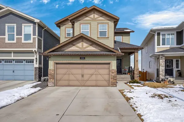 299 Hillcrest HTS SW, Airdrie, AB T4B 3Z2