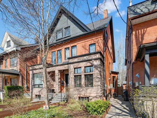 69 Crawford ST #B, Toronto C01, ON M6J 2V1