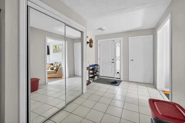 3 Muzzo CT, Vaughan, ON L4L 3K2