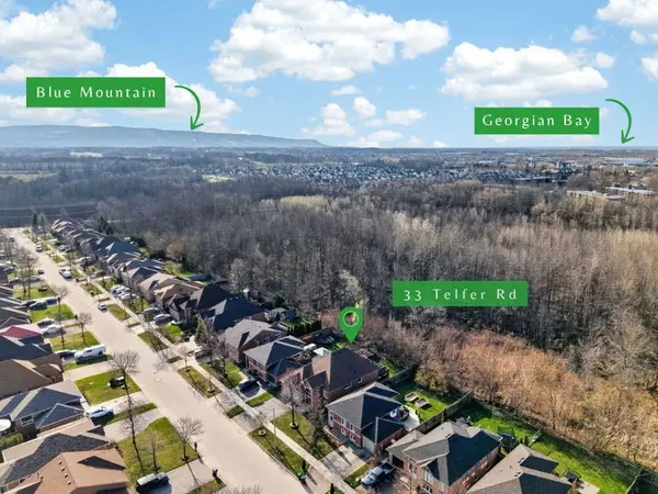 33 Telfer RD, Collingwood, ON L9Y 5H5