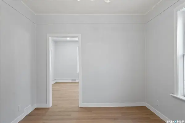 2111 OSLER STREET, Regina, SK S4P 1W7