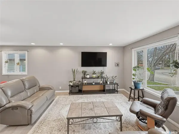 488 3rd AVENUE SE, Swift Current, SK S9H 3K8