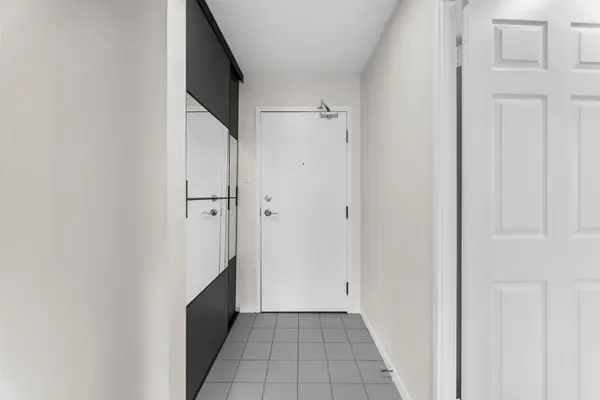 700 Constellation DR #210, Mississauga, ON L5R 3G8