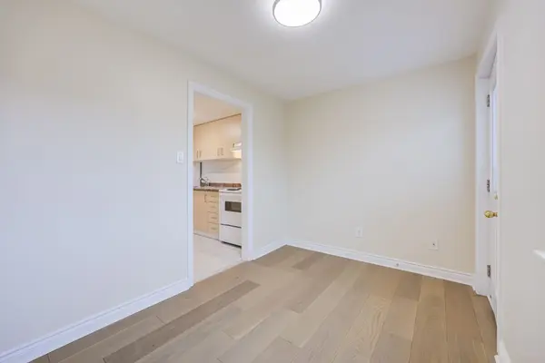 1255 Dufferin ST #2nd Flr, Toronto W02, ON M6H 4C2