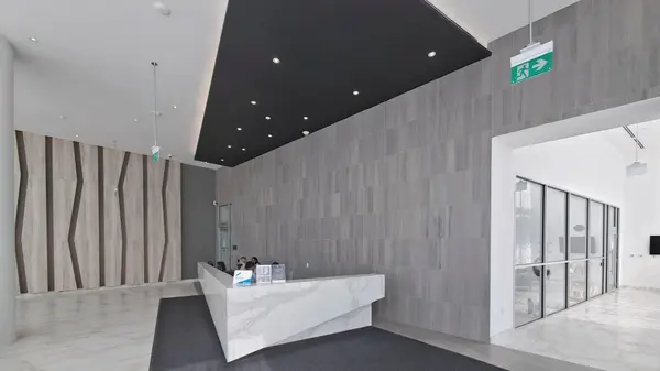 3883 Quartz RD #2805, Mississauga, ON L5B 0M4