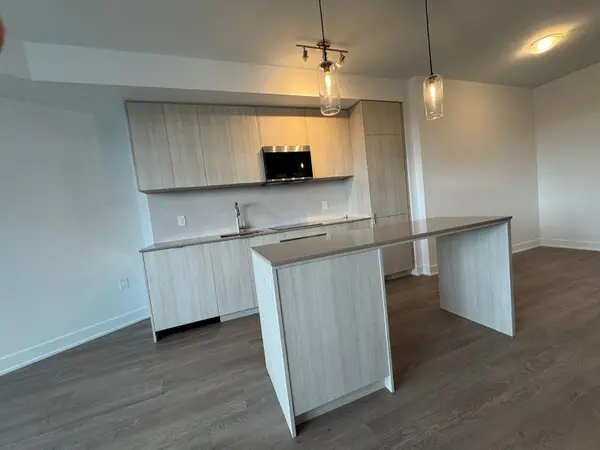 2088 James ST #609, Burlington, ON L7R 0H2