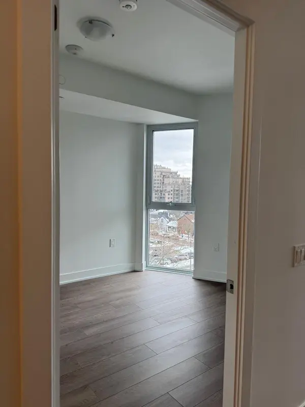 2088 James ST #609, Burlington, ON L7R 0H2