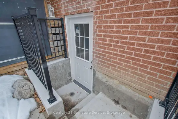 6357 Neuchatel RD #Basement, Mississauga, ON L5N 2J7