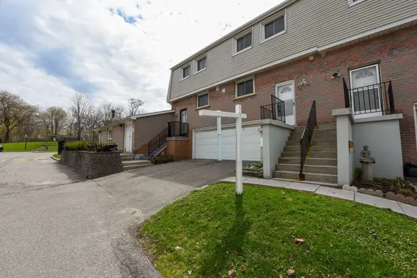 400 Mississauga Valley BLVD #88, Mississauga, ON L5A 3N6