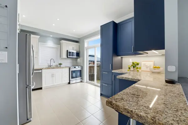 23 Garinger CRES, Hamilton, ON L0R 1C0