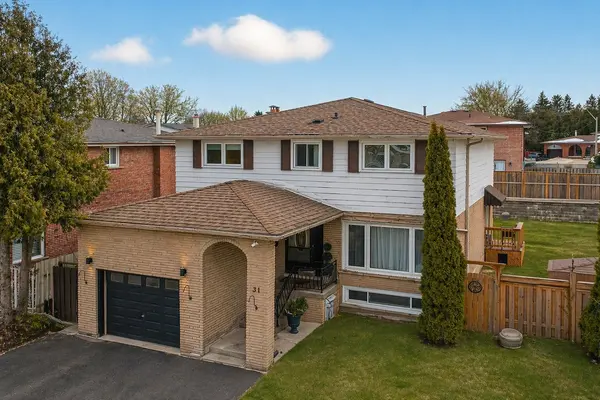 31 Maynard ST, Hamilton, ON L9B 1R9