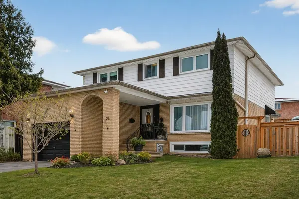 31 Maynard ST, Hamilton, ON L9B 1R9