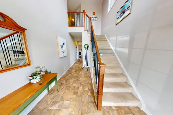 2 Meagher PL, Belleville, ON K8P 0A4