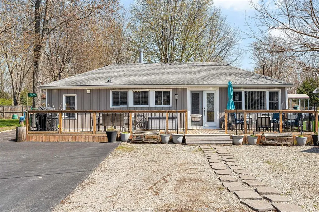 175 CLAREMONT Lane, Amherstburg, ON N9V 2Y8