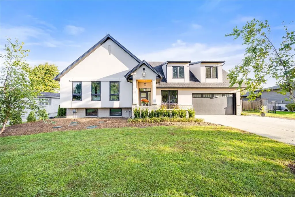 77 BISSONNETTE Lane, Lakeshore, ON N0R 1V0