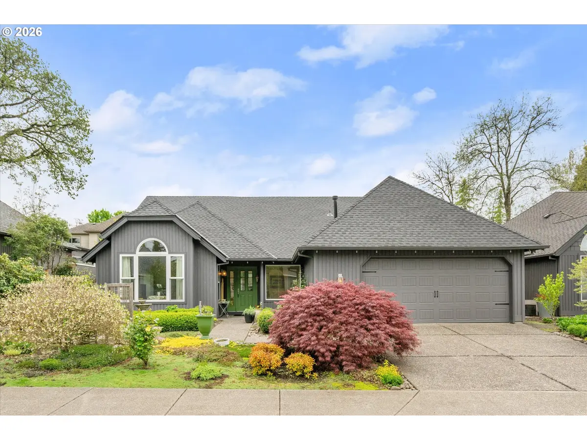 5524 Langford LN, Lake Oswego, OR 97035