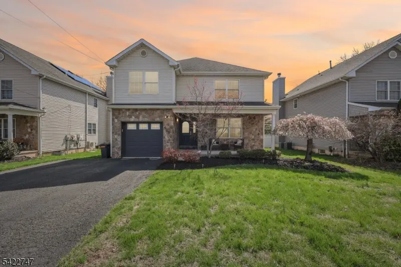 420 William St, Somerville Boro, NJ 08876