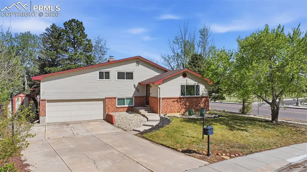 4203 Friar LN, Colorado Springs, CO 80907