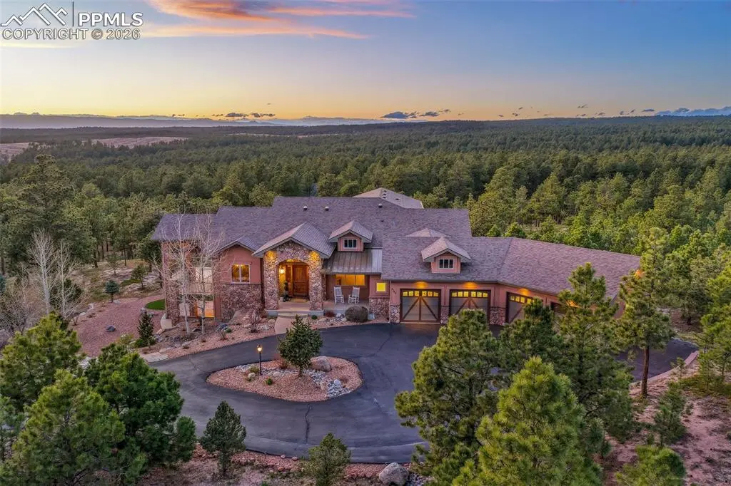 4740 Foxchase WAY, Colorado Springs, CO 80908