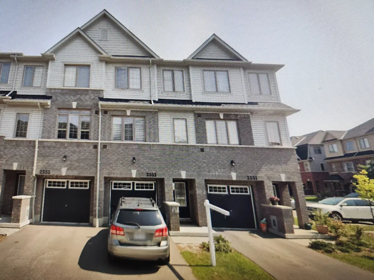 2551 Barbarolli PATH #115, Oshawa, ON L1L 0P9