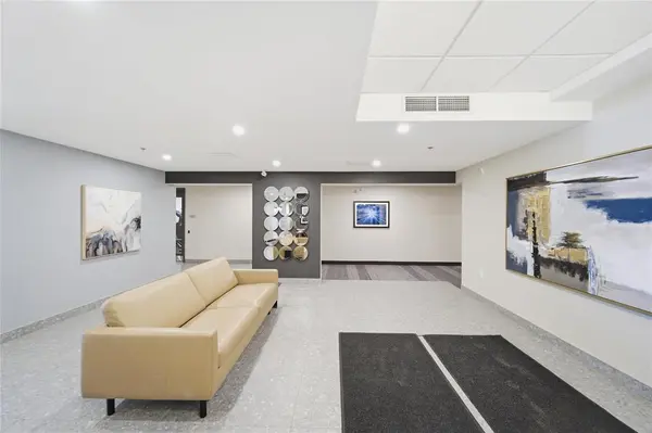 635 Ballantrae DR, Winnipeg, MB R3T 6K4