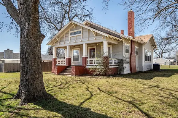 200 Dewitt Street, Collinsville, TX 76233