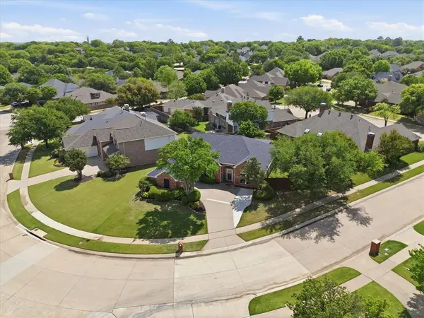 1917 Vintage Drive, Corinth, TX 76210