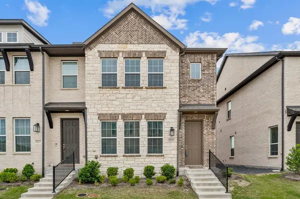 2215 Adena Springs Drive, Allen, TX 75013