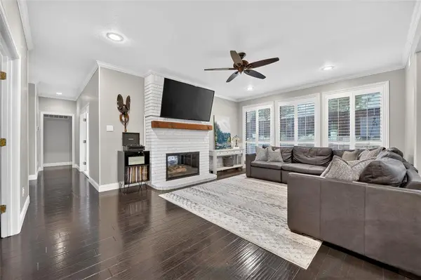 1917 Winding Creek Boulevard, Flower Mound, TX 75022