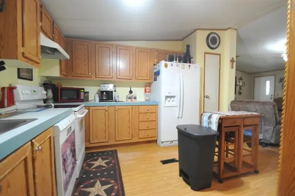 806 N Fm 1752, Savoy, TX 75479