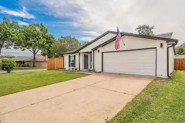 309 Westover Drive, Euless, TX 76039