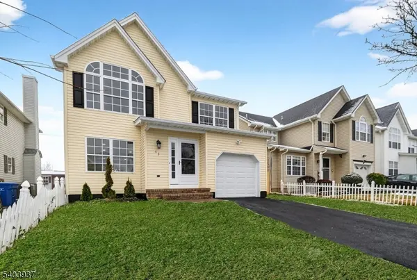 63 Scarlet Dr, Sayreville Boro, NJ 08859