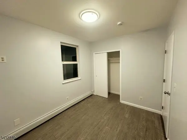 360 New St, Newark City, NJ 07103