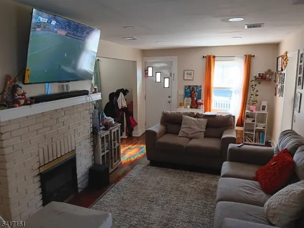 1028 W 5Th St, Plainfield City, NJ 07063