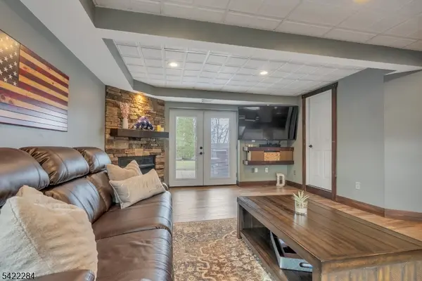 85 Larsen Rd, West Milford Twp., NJ 07480