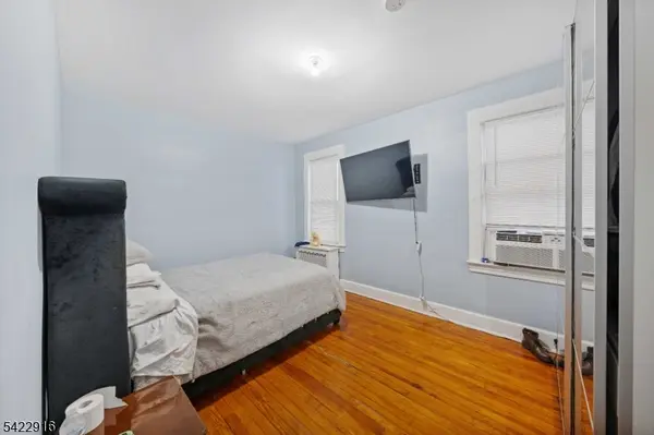 1116 North Ave, Elizabeth City, NJ 07201