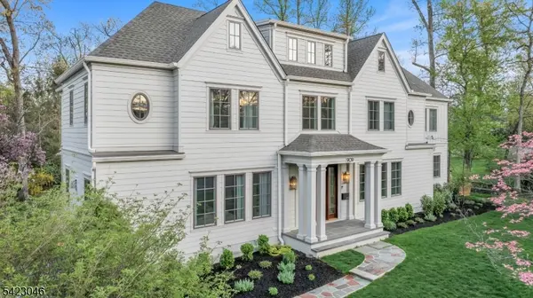 909 Wyandotte Trl, Westfield Town, NJ 07090