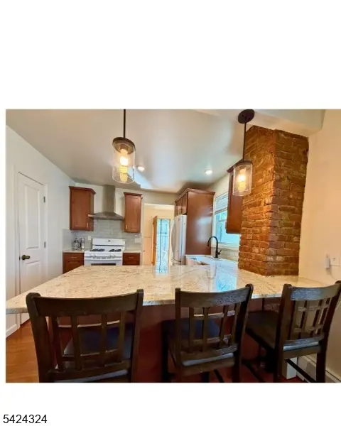 10 Fairview Pl, Bloomfield Twp., NJ 07003