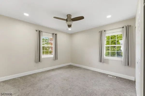 3 Cypress Rd, Franklin Twp., NJ 08873